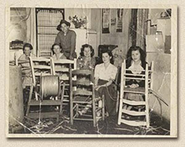 Hinkle Chair weavers circa 1946